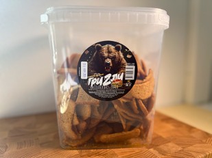 Арахис в глазури: Ведро Ржаные гренки со вкусом Баварские колбаски (1 кг)